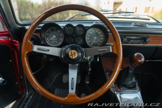 Alfa Romeo 2000 GT 2000 VELOCE replica GTAM 1973