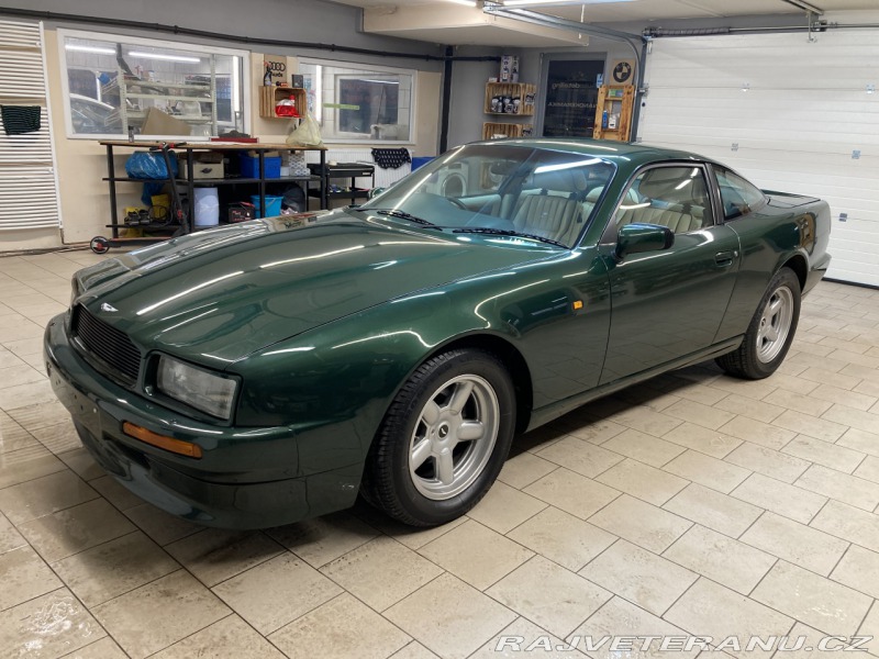 Aston Martin Virage 