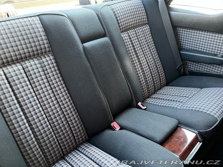 Mercedes-Benz 320 124 1994