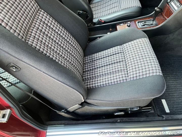 Mercedes-Benz 320 124 1994