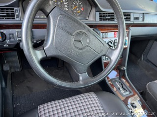 Mercedes-Benz 320 124 1994