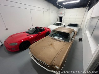 Dodge Viper V10 8.0L 1993