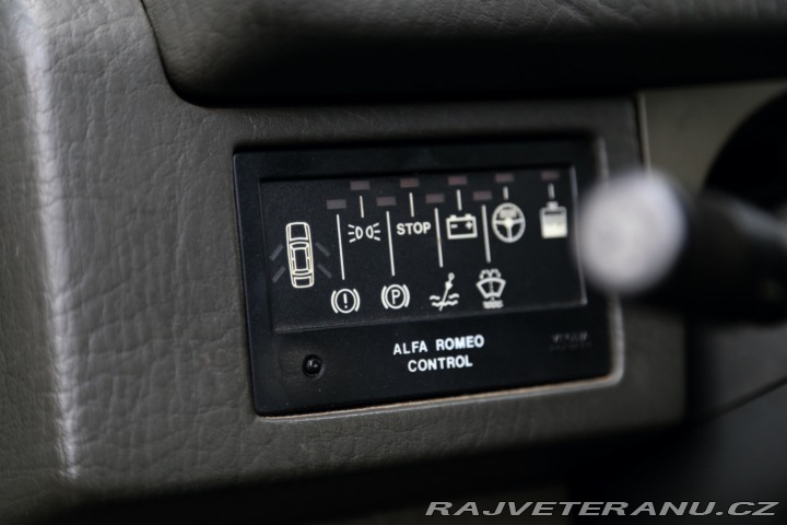 Alfa Romeo Ostatní modely 90 1986
