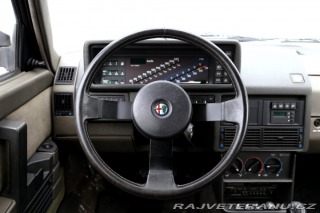 Alfa Romeo Ostatní modely 90 1986