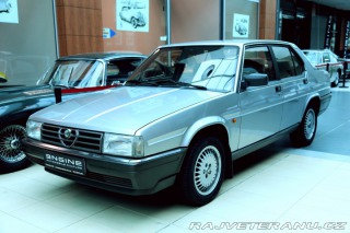 Alfa Romeo Ostatní modely 90 1986