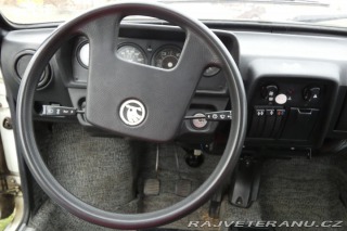 Škoda 120 sedan 1988