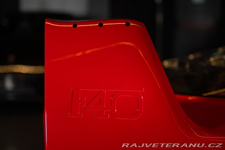 Ferrari F40 1990