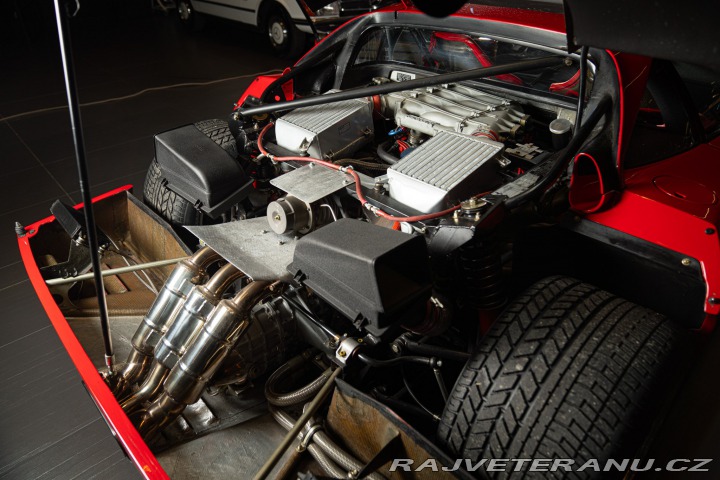 Ferrari F40 1990