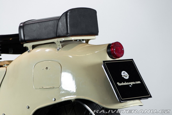 Moto Guzzi Galletto 1951