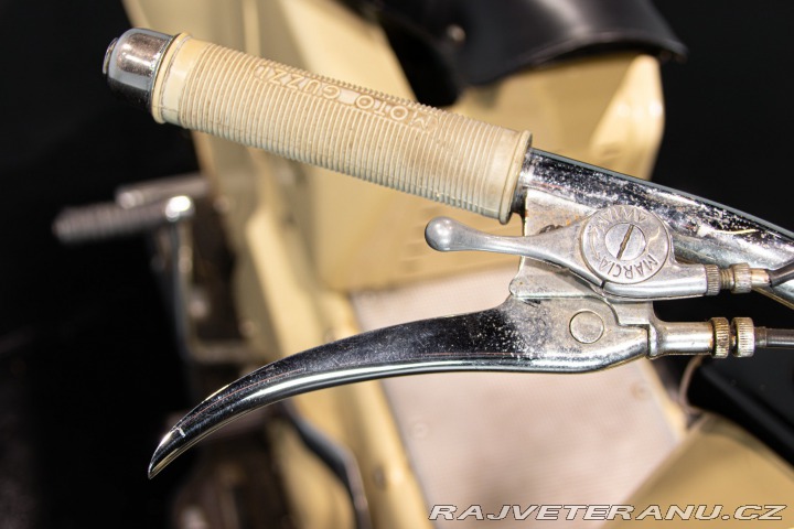 Moto Guzzi Galletto 1951