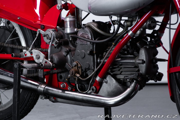Moto Guzzi Ostatní modely GAMBALUNGA 1948