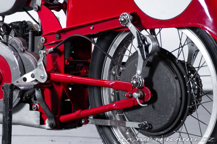 Moto Guzzi Ostatní modely GAMBALUNGA 1948