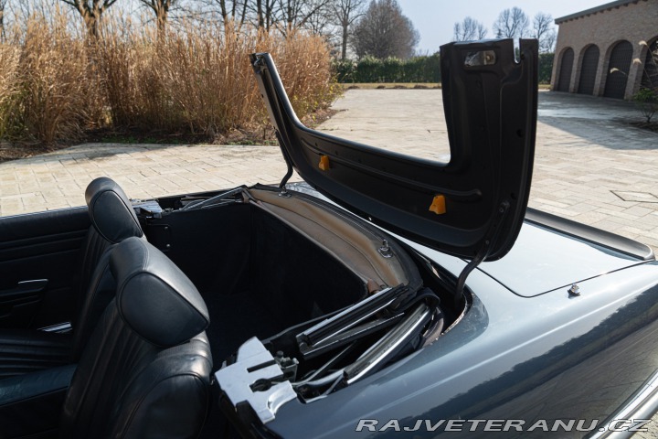 Mercedes-Benz 500 SL 500 1979