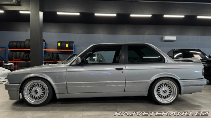 BMW 3 E30 1988