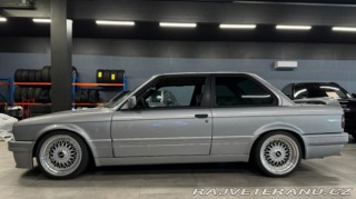 BMW 3 E30 1988