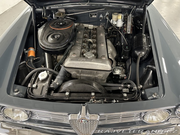 Alfa Romeo 2600 Berlina Tipo 106 1965