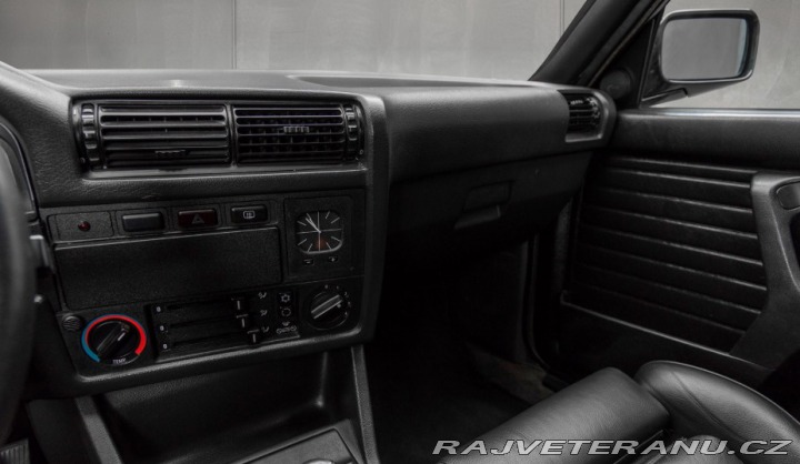 BMW 3 320IS 1988