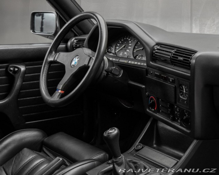 BMW 3 320IS 1988