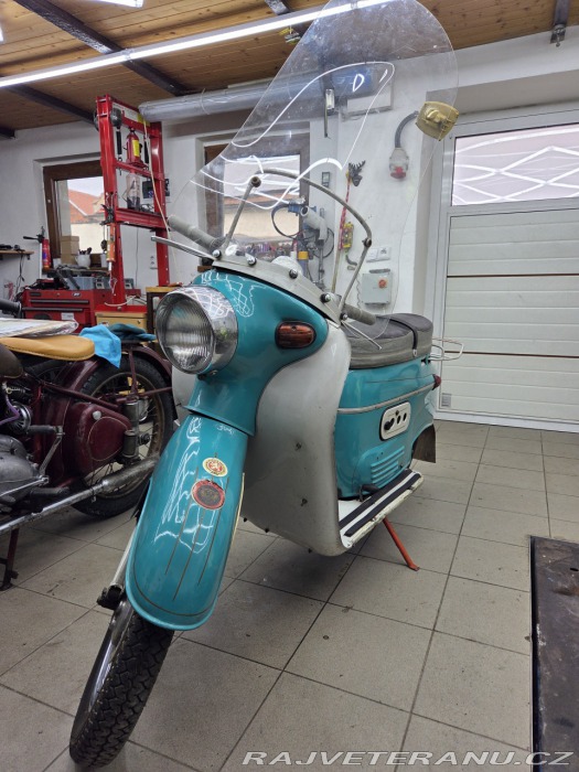 Ostatní značky Ostatní modely Manet 125/03