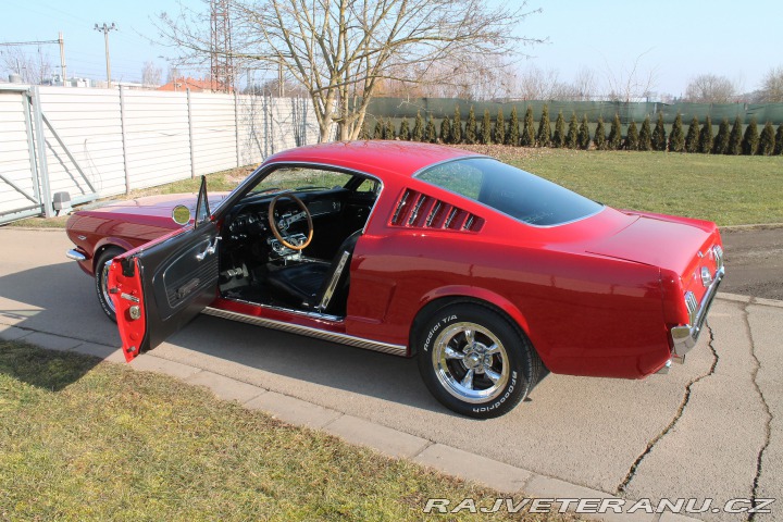 Ford Mustang po komplet renovaci v ČR 1966