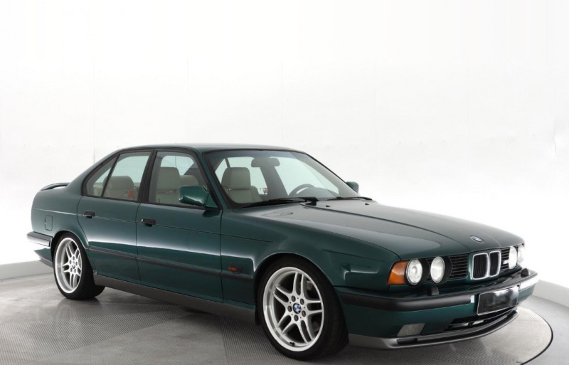 BMW M5 E34