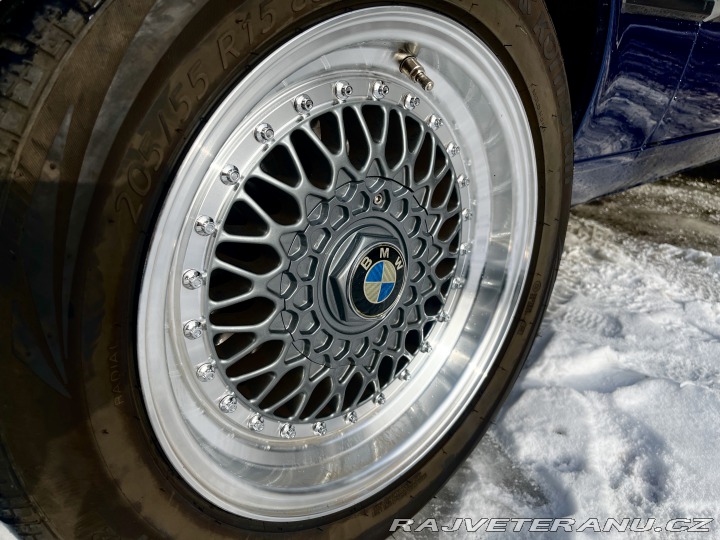 BMW 3 E30 320i 1987