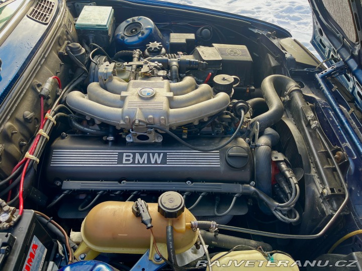 BMW 3 E30 320i 1987
