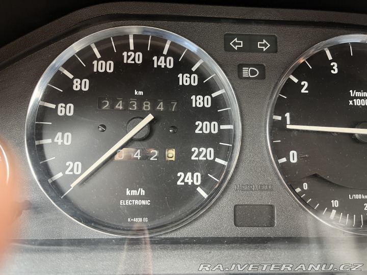 BMW 3 E30 320i 1987