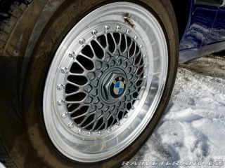 BMW 3 E30 320i 1987