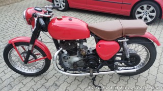 Ostatní značky Ostatní modely Benelli 500 + BSA 1947
