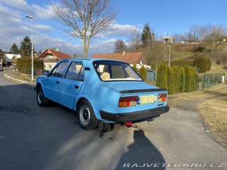 Škoda 105 1987
