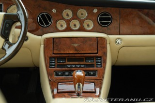 Bentley Arnage  1999