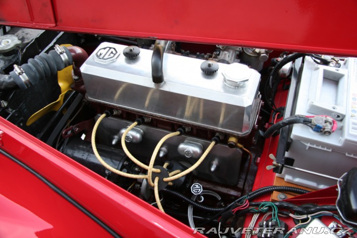 MG TF NYNÍ REZERVOVÁNO 1954