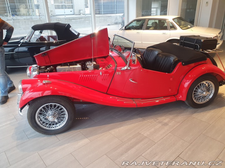 MG TF NYNÍ REZERVOVÁNO 1954