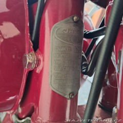 Jawa 250 Pérák Zbrojovka 1948