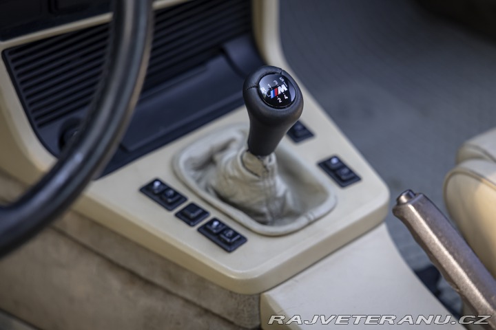 BMW 6 E24 M 635 CSi 1985