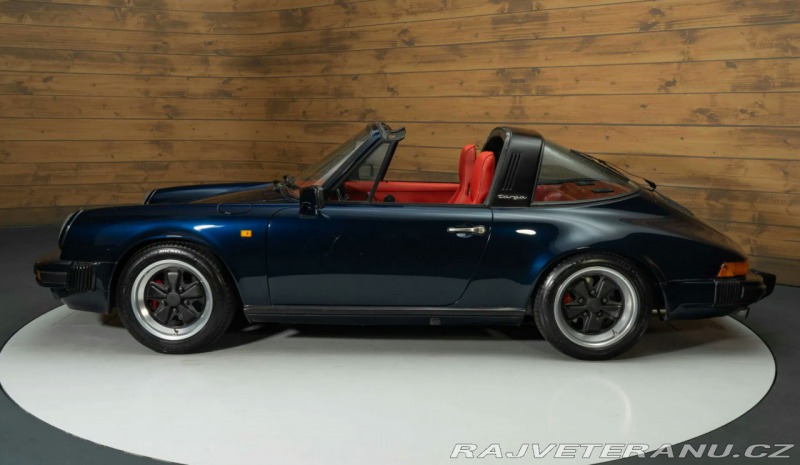 Porsche 911 CARRERA TARGA