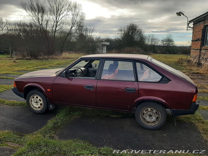 Moskvič 2141 Aleko 1990