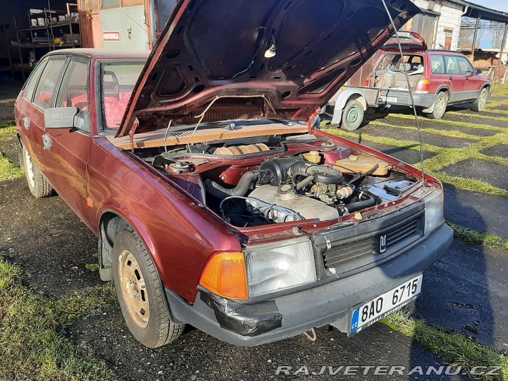 Moskvič 2141 Aleko 1990