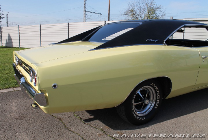 Dodge Charger 383 V8, manuál 1968