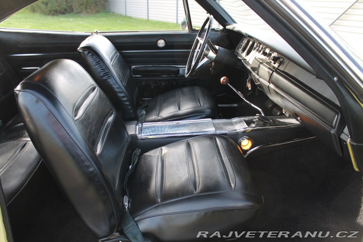 Dodge Charger 383 V8, manuál 1968