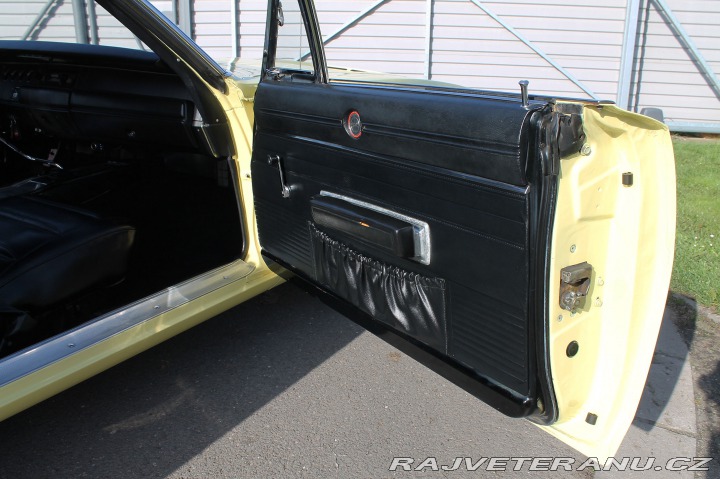 Dodge Charger 383 V8, manuál 1968