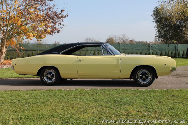 Dodge Charger 383 V8, manuál 1968