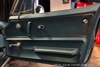 Chevrolet Corvette C2 1965