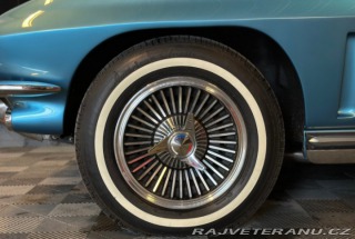 Chevrolet Corvette C2 1965