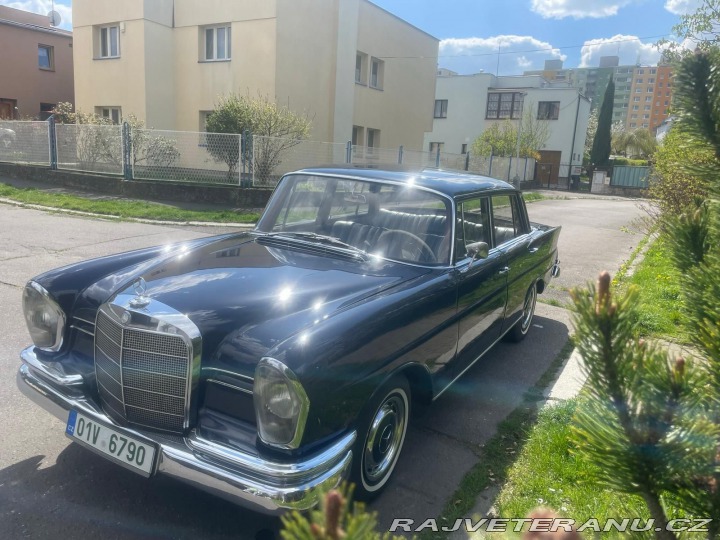 Mercedes-Benz 220 SE 1963