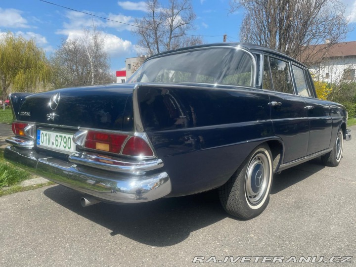 Mercedes-Benz 220 SE 1963