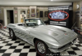Chevrolet Corvette Stingray kabriolet