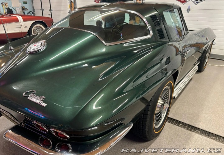 Chevrolet Corvette C2 1965