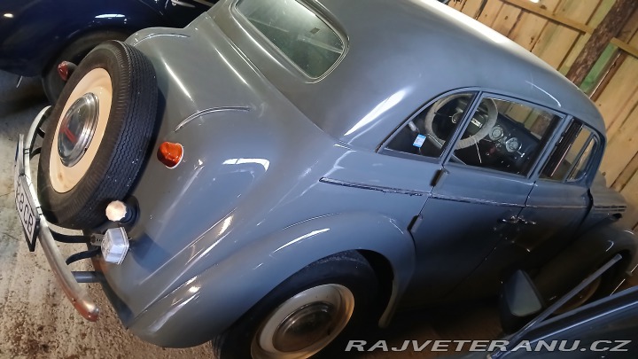 Moskvič 401 1951